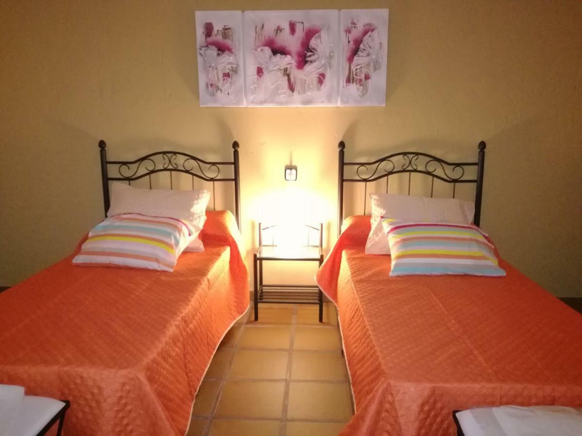 Вілла Casa Rural La Amistad Burguillos de Toledo Екстер'єр фото